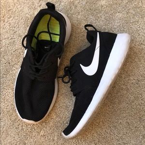 Nike Roche, good condition!